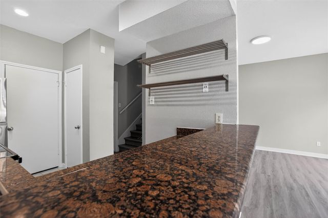 2121 El Paseo Street 1702, Houston, TX 77054