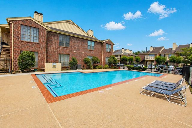 2121 El Paseo Street 1702, Houston, TX 77054