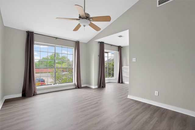 2121 El Paseo Street 1702, Houston, TX 77054