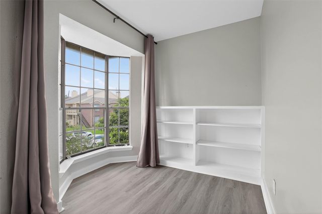2121 El Paseo Street 1702, Houston, TX 77054