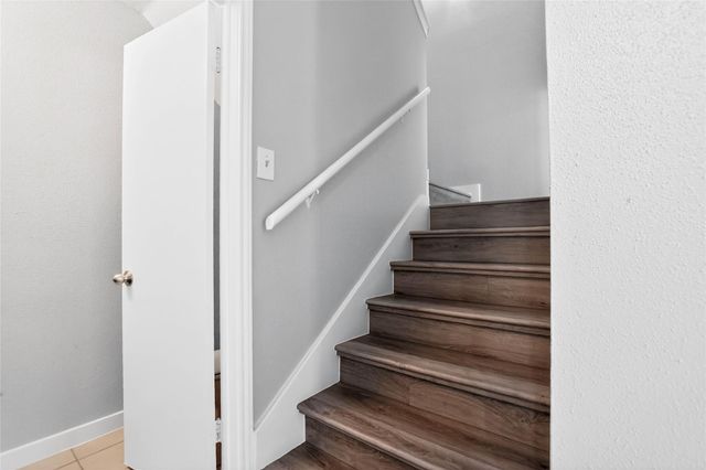 2121 El Paseo Street 1702, Houston, TX 77054