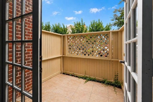 2121 El Paseo Street 1702, Houston, TX 77054