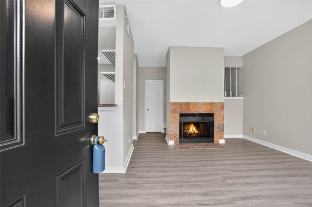 2121 El Paseo Street 1702, Houston, TX 77054