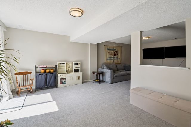 2828 Walnut Street, West Des Moines, IA 50265