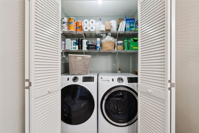 2828 Walnut Street, West Des Moines, IA 50265