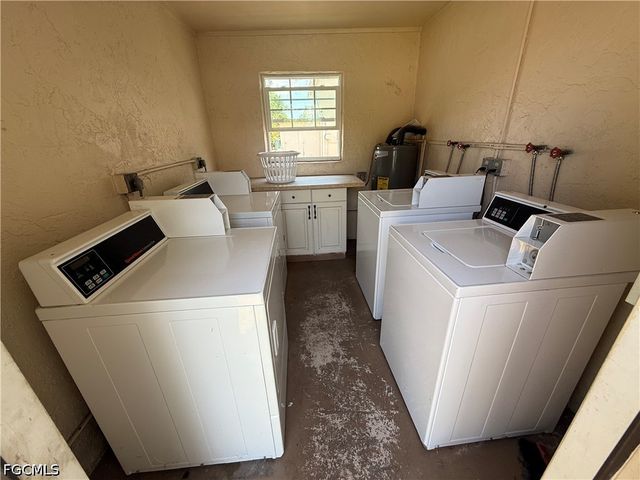 4923 Vincennes CT 3, Cape Coral, FL 33904