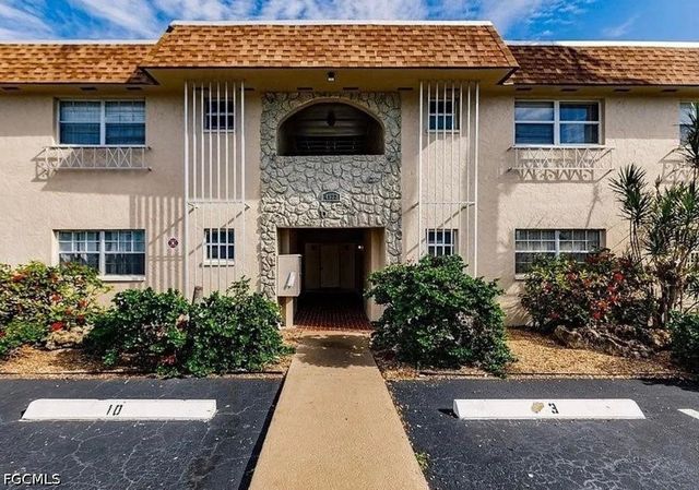 4923 Vincennes CT 3, Cape Coral, FL 33904