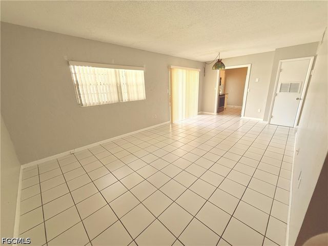 4923 Vincennes CT 3, Cape Coral, FL 33904