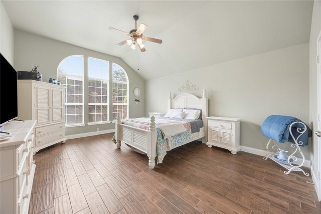 1004 Dover Heights Trail, Mansfield, TX 76063