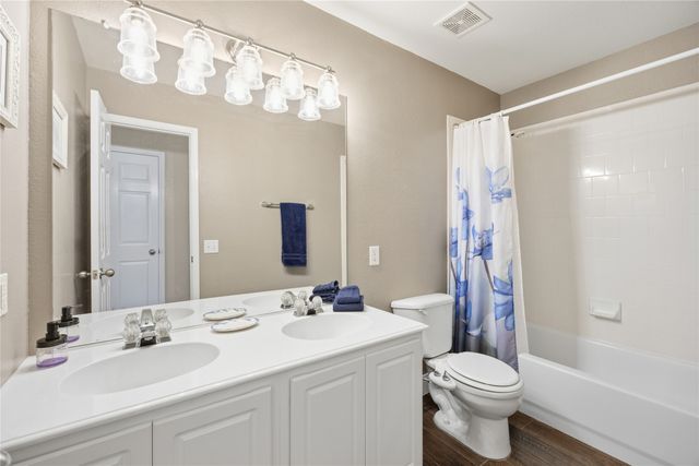 1004 Dover Heights Trail, Mansfield, TX 76063
