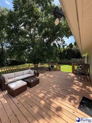 333 Horseshoe Bend Dr, Darlington, SC 29532