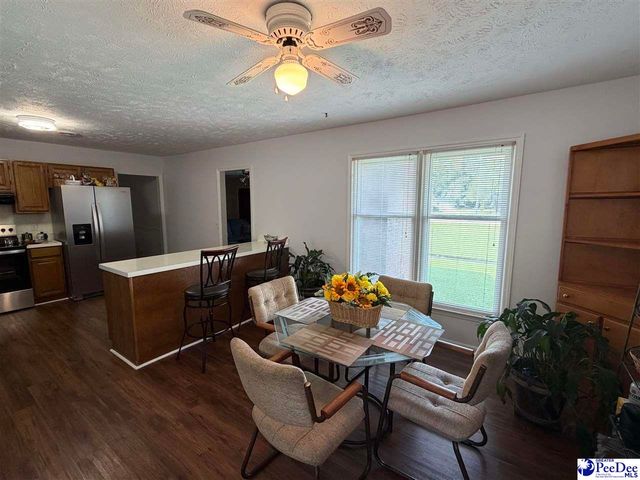 333 Horseshoe Bend Dr, Darlington, SC 29532