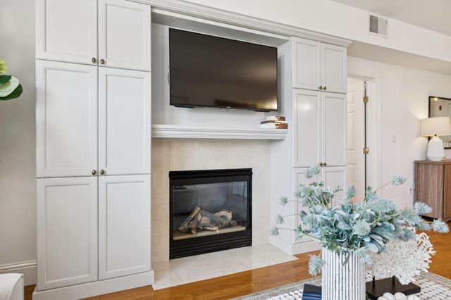 530 El Camino Real 306, Burlingame, CA 94010