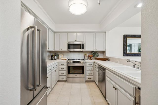 530 El Camino Real 306, Burlingame, CA 94010