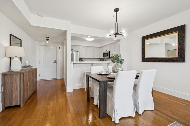 530 El Camino Real 306, Burlingame, CA 94010