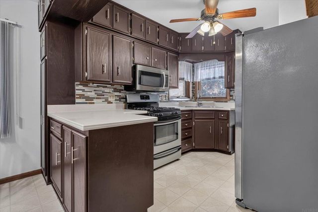 125 Linwood Street, Waterloo, IA 50702