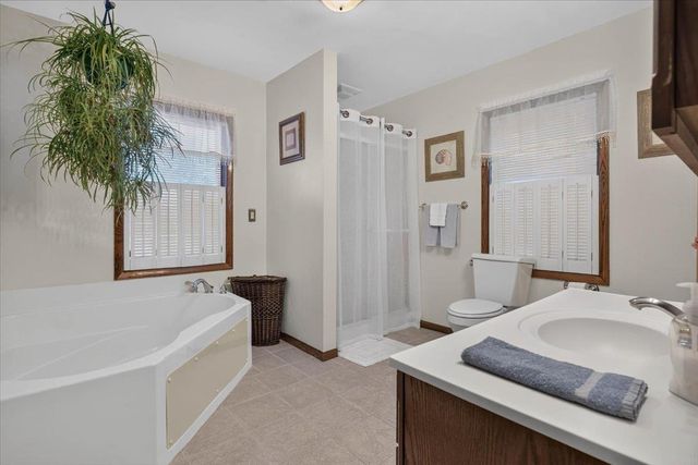 125 Linwood Street, Waterloo, IA 50702