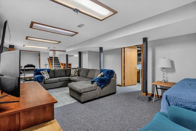 125 Linwood Street, Waterloo, IA 50702
