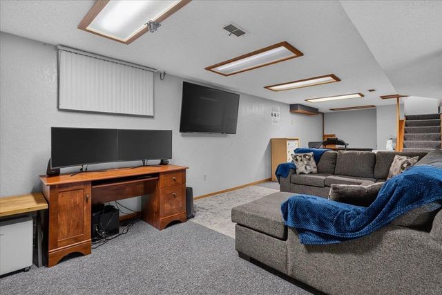 125 Linwood Street, Waterloo, IA 50702