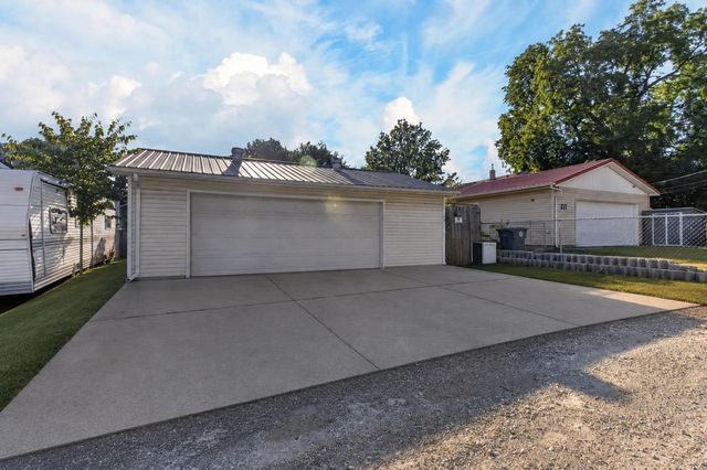 125 Linwood Street, Waterloo, IA 50702