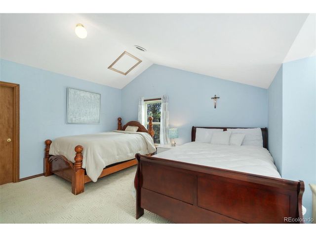 1084 Iron Mountain Dr, Livermore, CO 80536