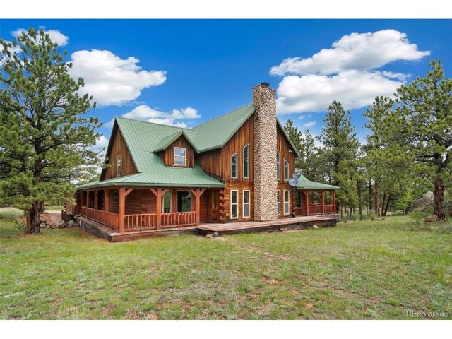 1084 Iron Mountain Dr, Livermore, CO 80536