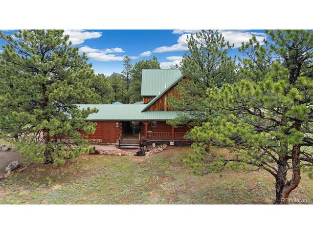 1084 Iron Mountain Dr, Livermore, CO 80536