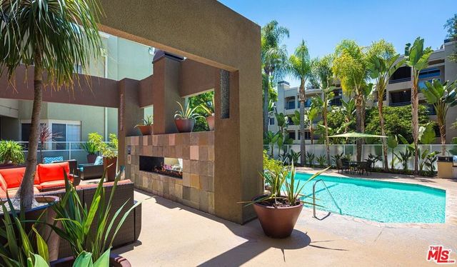 1401 Ambassador Street 111, Los Angeles, CA 90035