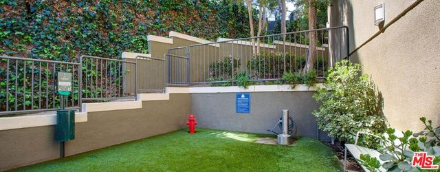 1401 Ambassador Street 111, Los Angeles, CA 90035