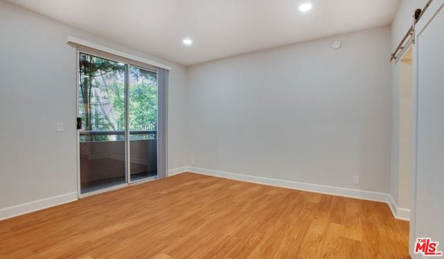 1401 Ambassador Street 111, Los Angeles, CA 90035