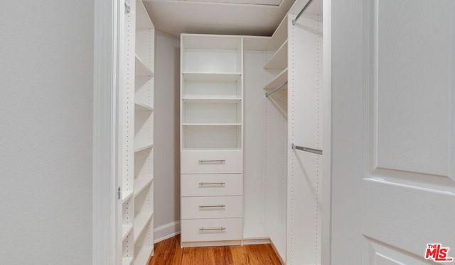 1401 Ambassador Street 111, Los Angeles, CA 90035