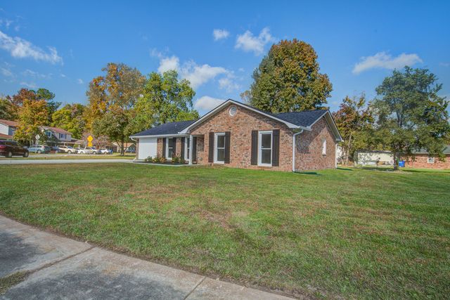 5031 Foxwood Drive, North Charleston, SC 29418