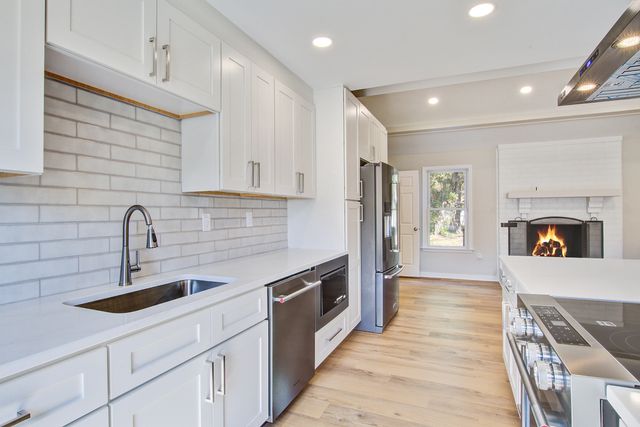 5031 Foxwood Drive, North Charleston, SC 29418