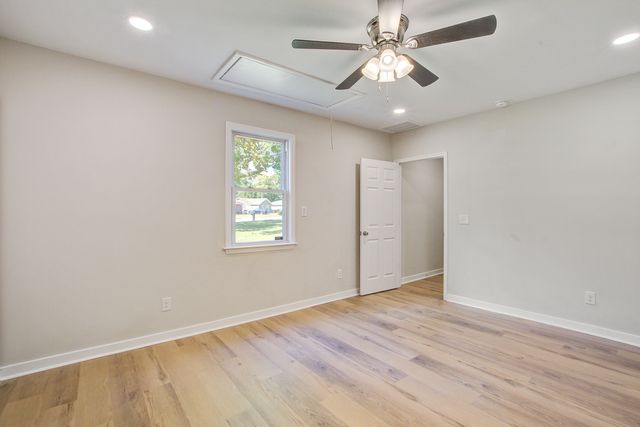 5031 Foxwood Drive, North Charleston, SC 29418