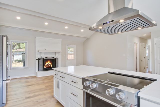 5031 Foxwood Drive, North Charleston, SC 29418