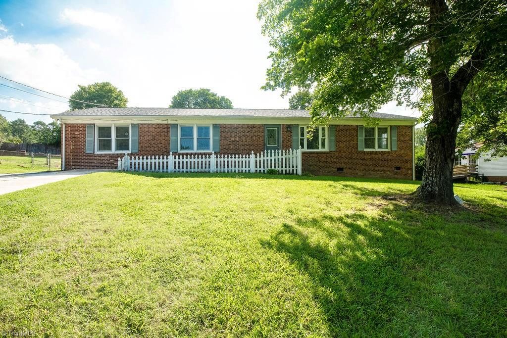 6214 Weant Road, Archdale, NC 27263