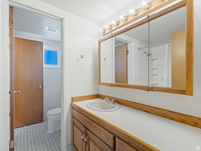 5106 S JOLLY ST, Taylorsville, UT 84123