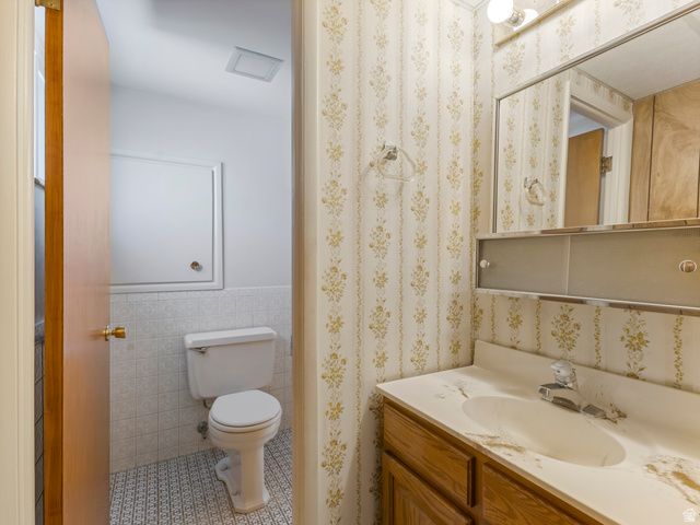 5106 S JOLLY ST, Taylorsville, UT 84123