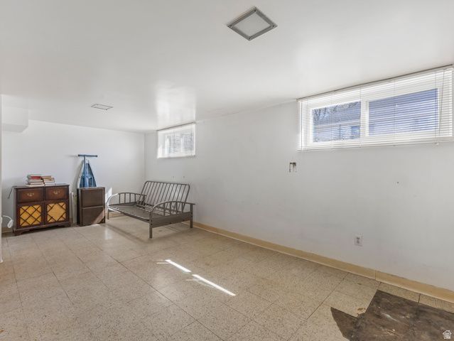 5106 S JOLLY ST, Taylorsville, UT 84123