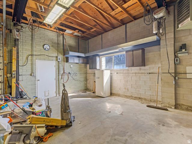 5106 S JOLLY ST, Taylorsville, UT 84123