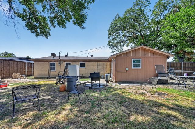 3532 Edgebrook Drive, Mesquite, TX 75150