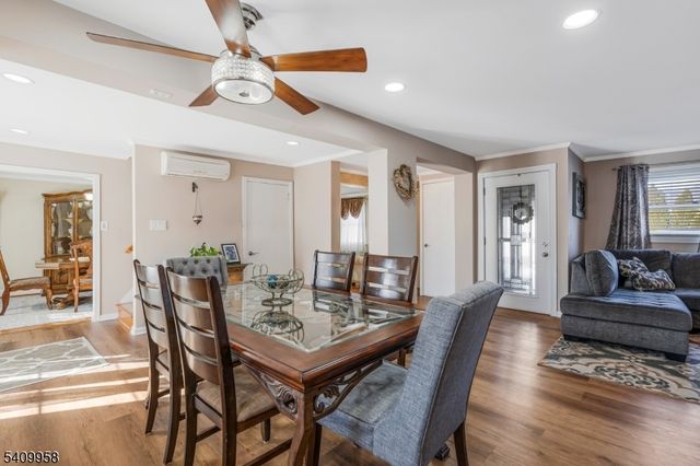 212 Vesper Ave, Middlesex Boro, NJ 08846