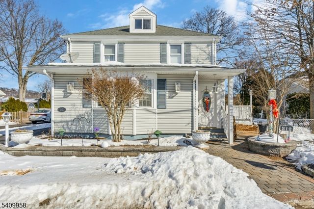 212 Vesper Ave, Middlesex Boro, NJ 08846