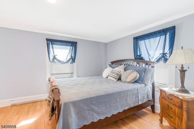 212 Vesper Ave, Middlesex Boro, NJ 08846