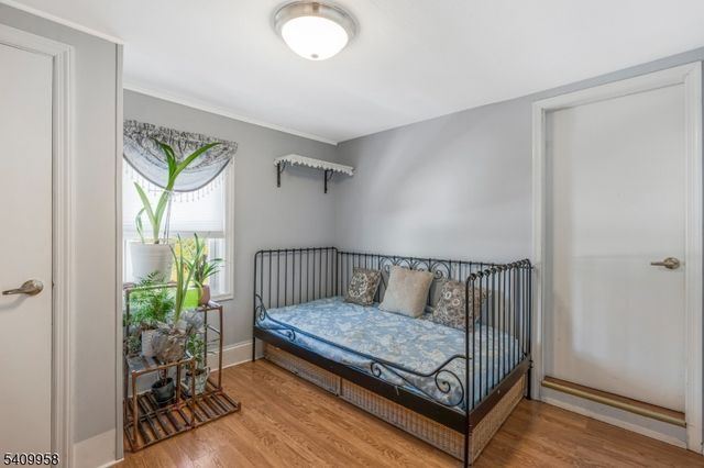 212 Vesper Ave, Middlesex Boro, NJ 08846