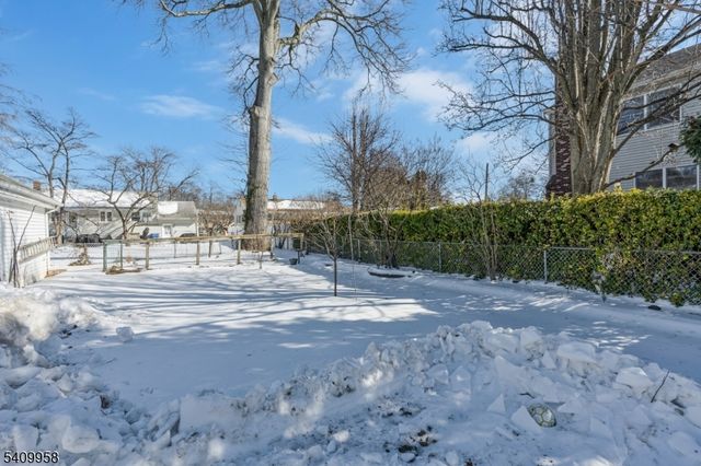 212 Vesper Ave, Middlesex Boro, NJ 08846