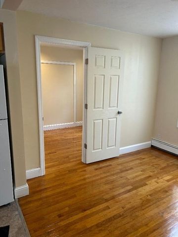 98 Kirtland St 1, Lynn, MA 01904