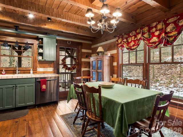 952 & 970 Morgan Hill Road, Black Mountain, NC 28711