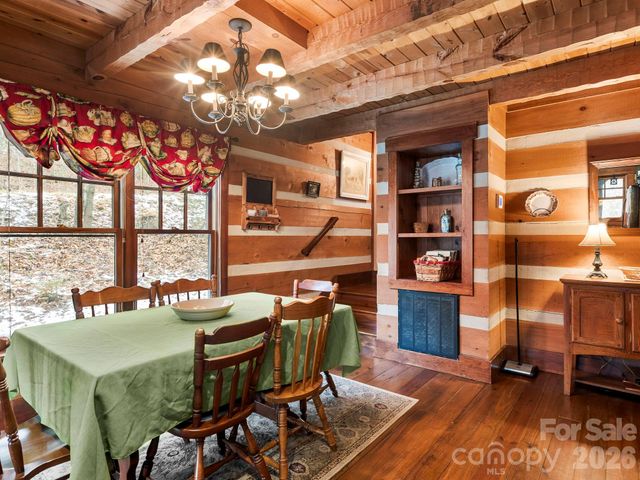 952 & 970 Morgan Hill Road, Black Mountain, NC 28711