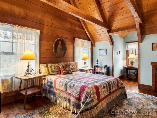 952 & 970 Morgan Hill Road, Black Mountain, NC 28711